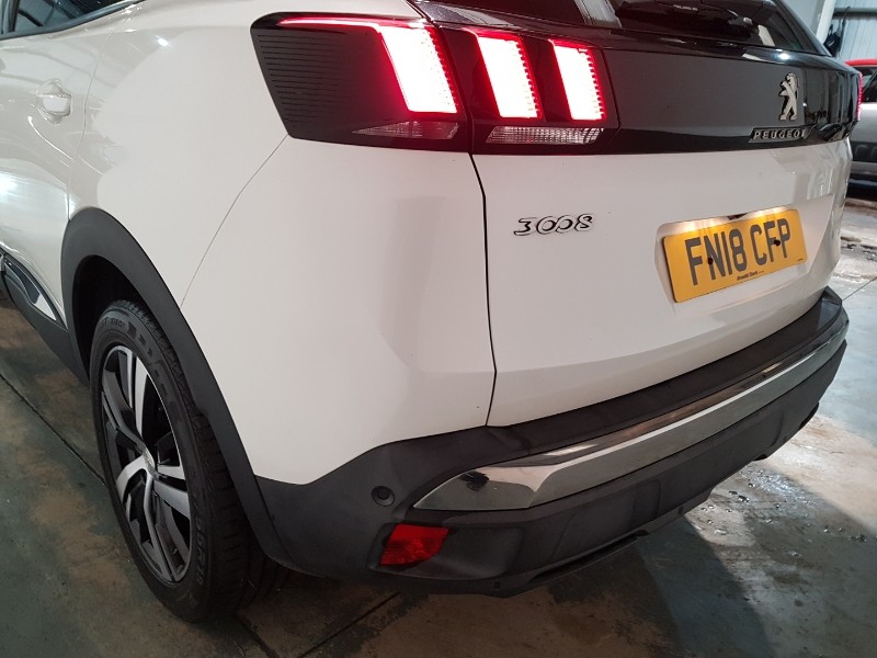 Used Peugeot 3008 2018 for sale - 76483941: Photo 18