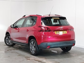 Used Peugeot 2008 2017 for sale - 79180245: Photo