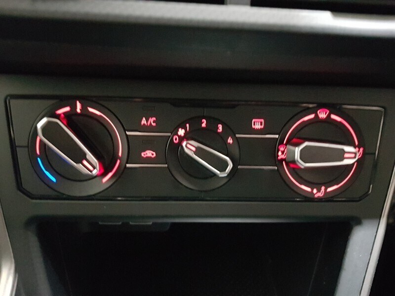 Used Volkswagen Polo 2019 for sale - 77933294: Photo 15