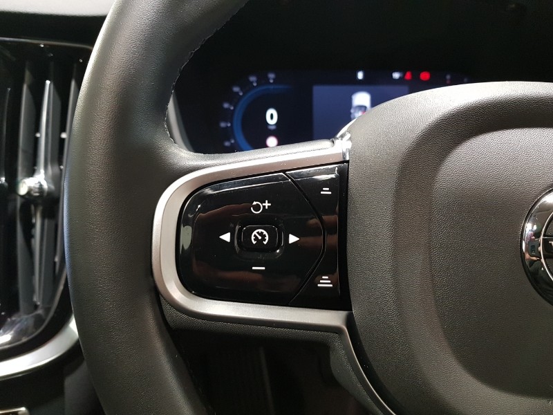 Used Volvo V60 2025 for sale - 76860415: Photo 14