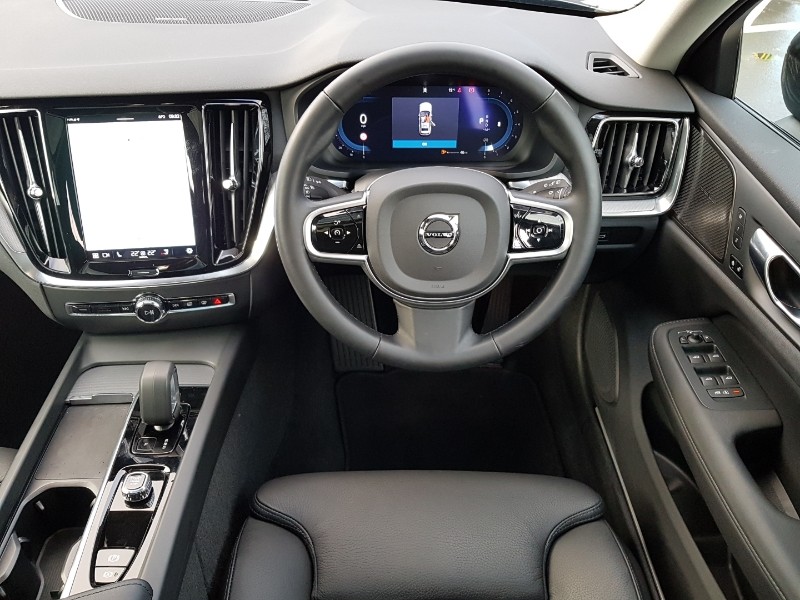 Used Volvo V60 2025 for sale - 76860415: Photo 7