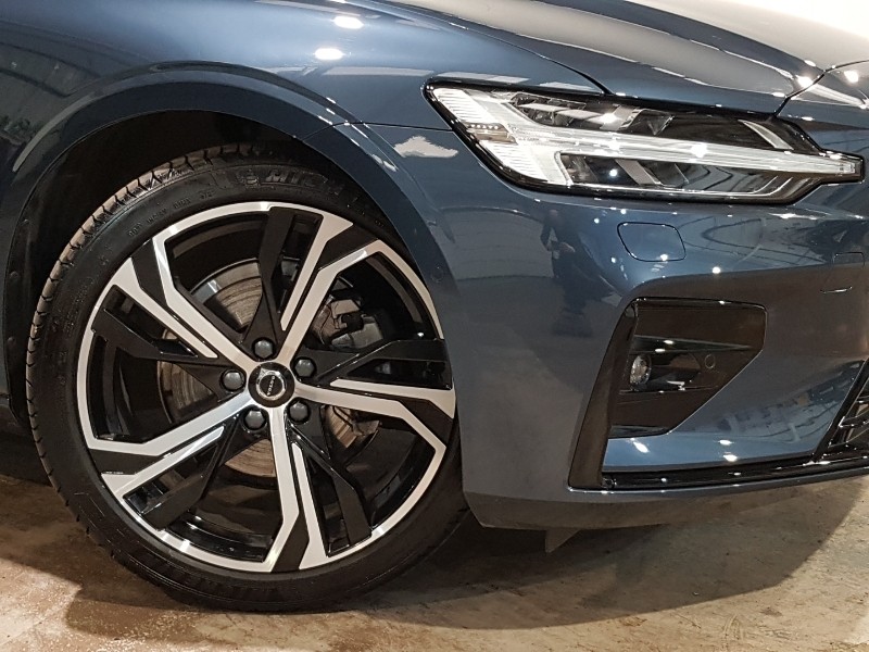 Used Volvo V60 2025 for sale - 76860415: Photo 9