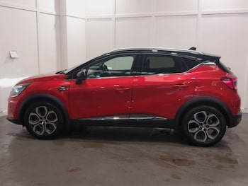 Used Renault Captur 2023 for sale - 78580101: Photo