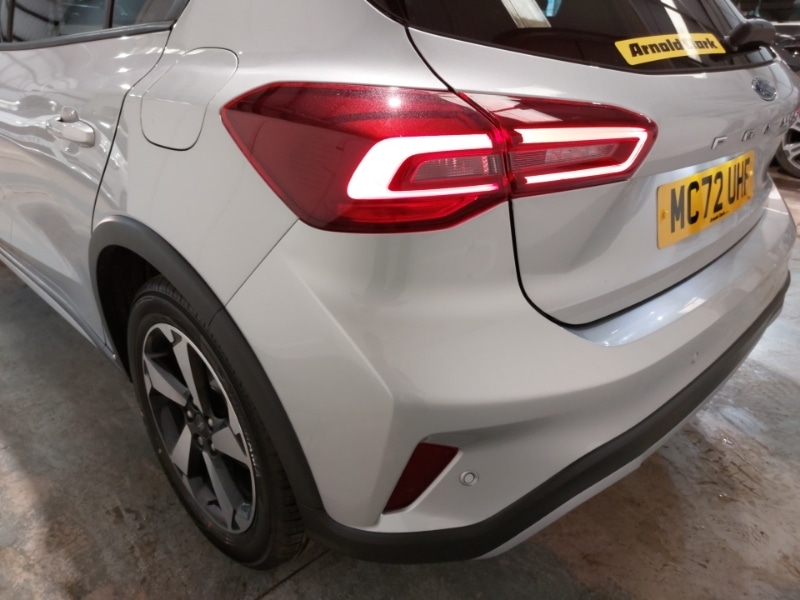 Used Ford Focus 2023 for sale - 78093837: Photo 18