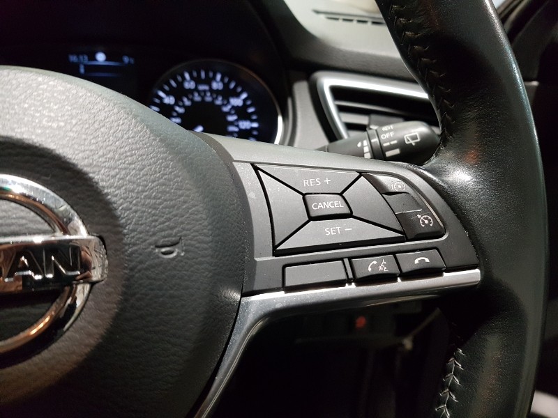 Used Nissan Qashqai 2017 for sale - 76548625: Photo 15