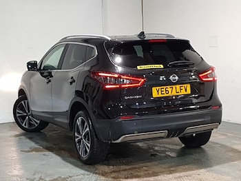 Used Nissan Qashqai 2017 for sale - 76548625: Photo