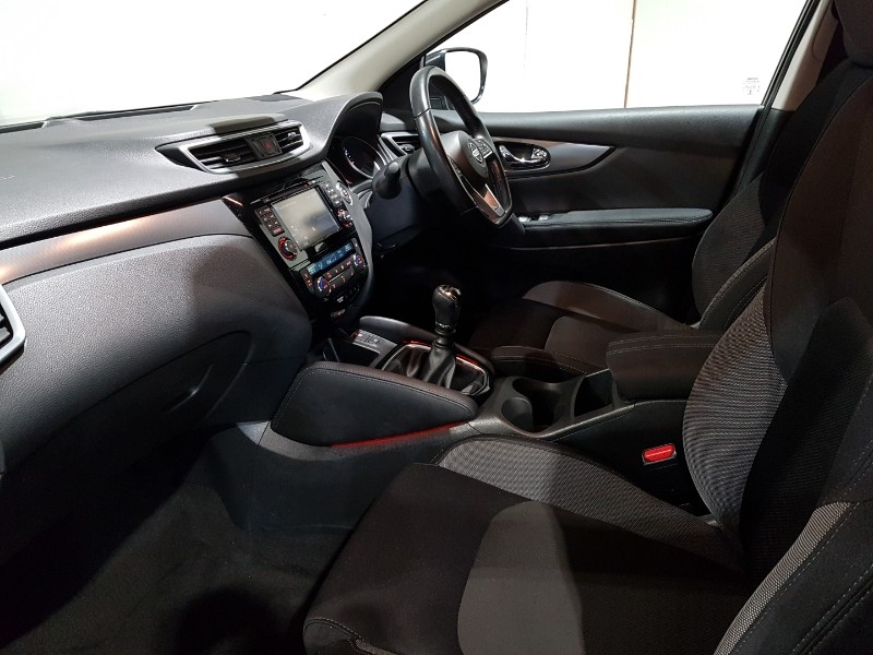 Used Nissan Qashqai 2017 for sale - 76548625: Photo 5