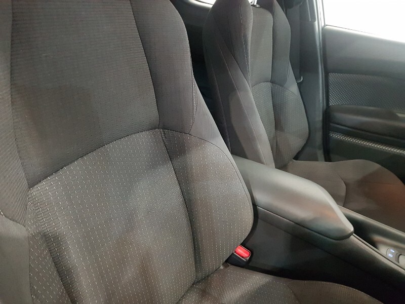 Used Toyota C-HR 2018 for sale - 77987802: Photo 17