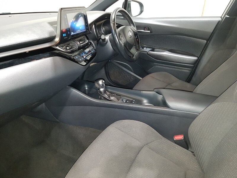 Used Toyota C-HR 2018 for sale - 77987802: Photo 5