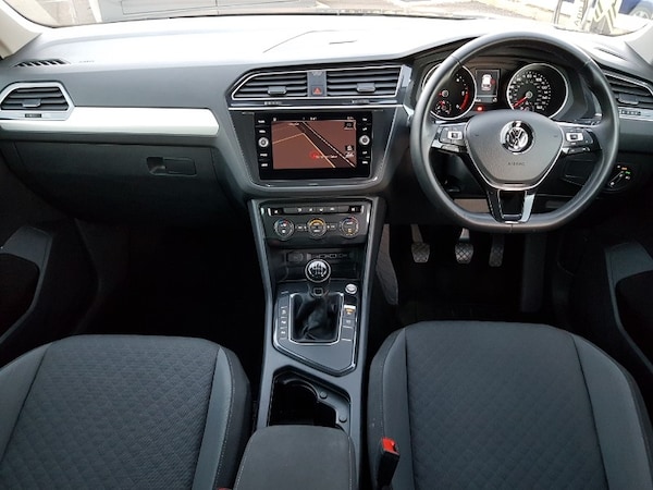 Used Volkswagen Tiguan 2019 for sale - 76311514: Photo 2