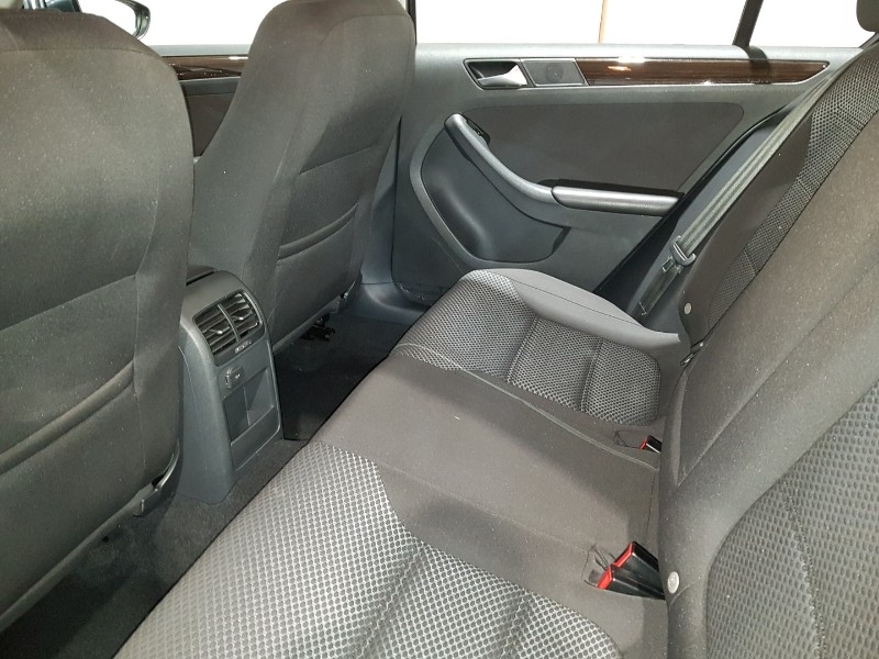 Used Volkswagen Jetta 2016 for sale - 77815650: Photo 6