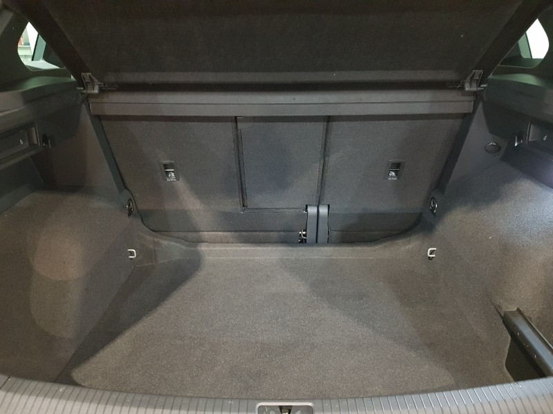 Used Volkswagen Tiguan 2023 for sale - 77548693: Photo 8