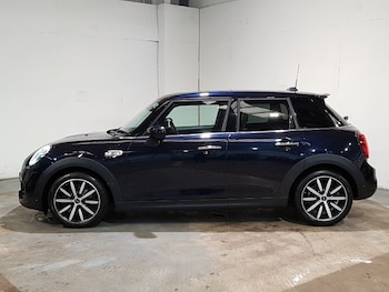 Used MINI Hatch 2020 for sale - 77183562: Photo