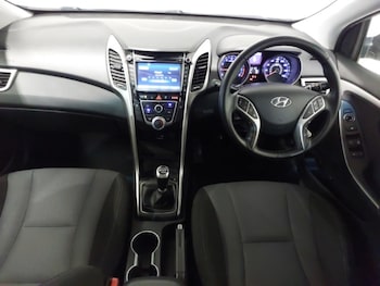 Used Hyundai i30 2015 for sale - 79546370: Photo