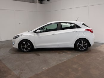 Used Hyundai i30 2015 for sale - 79546370: Photo