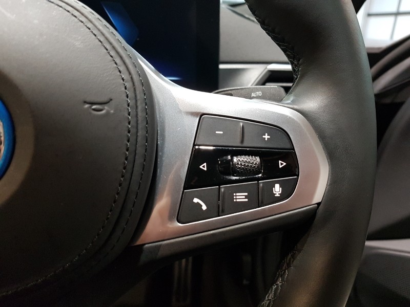 Used BMW i4 2022 for sale - 76822221: Photo 16