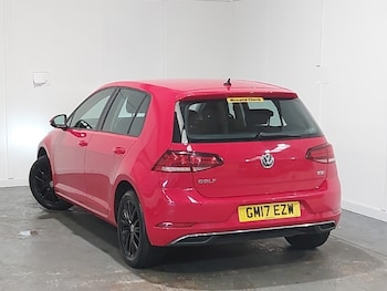 Used Volkswagen Golf 2017 for sale - 79493078: Photo