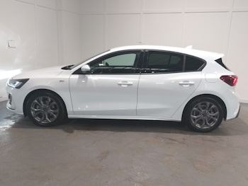 Used Ford Focus 2023 for sale - 78595408: Photo