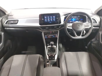 Used Volkswagen T-Roc 2023 for sale - 79457709: Photo