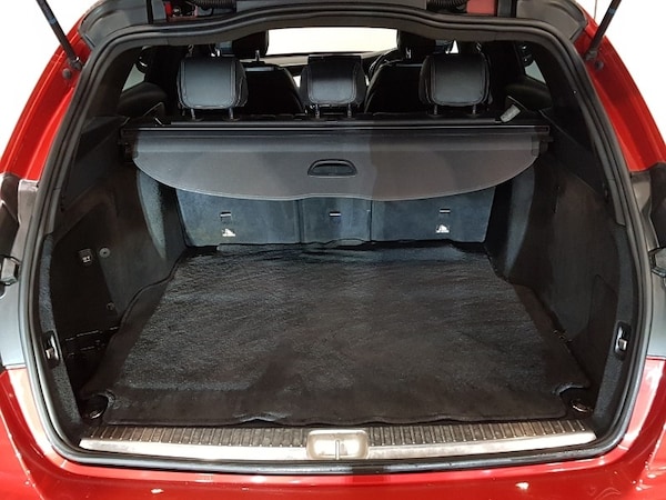 Used Mercedes-Benz C Class 2019 for sale - 76264587: Photo 8