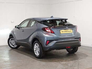 Used Toyota C-HR 2023 for sale - 78972726: Photo