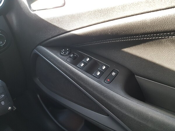Used Vauxhall Crossland 2022 for sale - 76052058: Photo 19