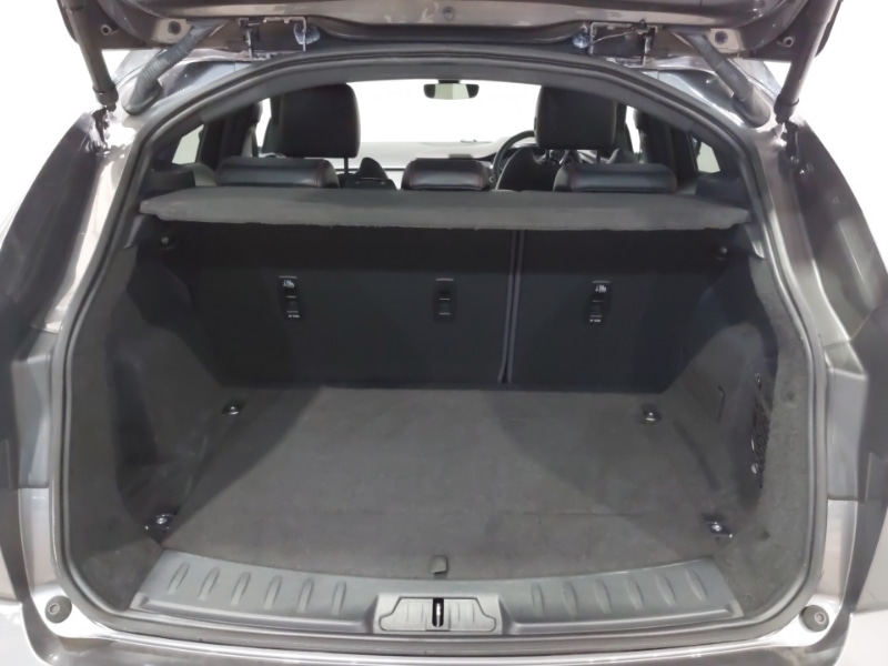 Used Jaguar E-Pace 2020 for sale - 76695967: Photo 8