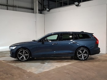 Used Volvo V60 2025 for sale - 77405039: Photo