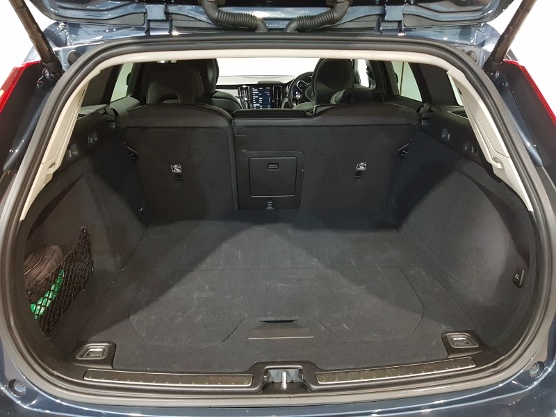 Used Volvo V60 2025 for sale - 77405039: Photo 8