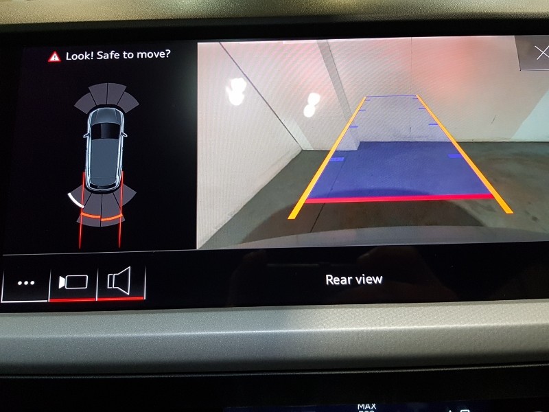 Used Audi Q4 e-tron 2022 for sale - 76864627: Photo 13