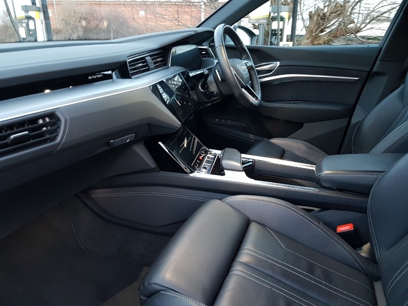 Used Audi e-tron 2022 for sale - 76959171: Photo 5