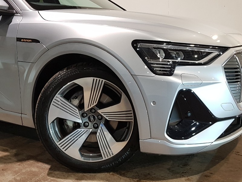 Used Audi e-tron 2022 for sale - 76959171: Photo 9