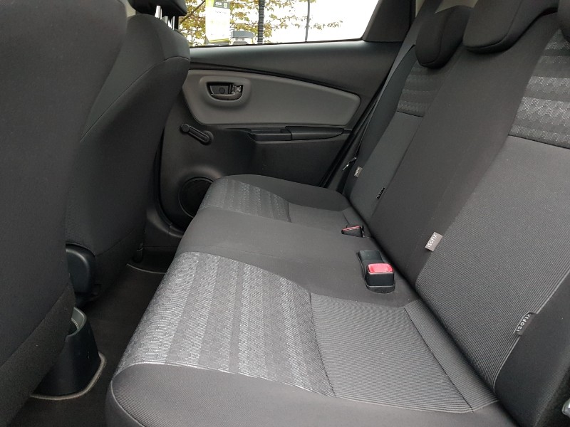 Used Toyota Yaris 2016 for sale - 76275635: Photo 6