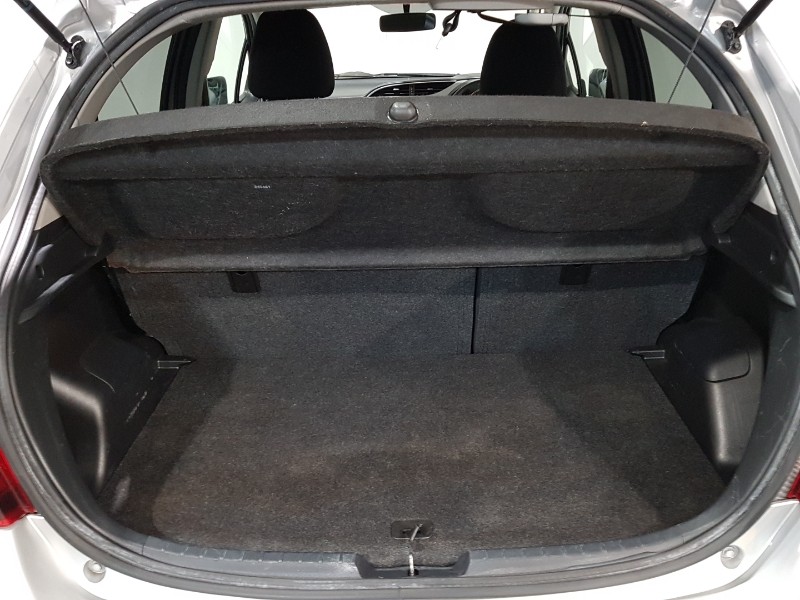 Used Toyota Yaris 2016 for sale - 76275635: Photo 8
