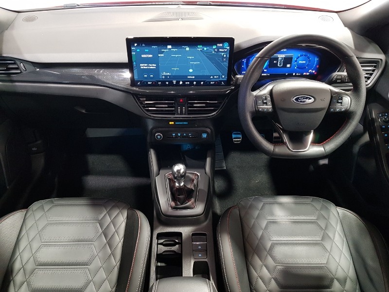 Used Ford Focus 2022 for sale - 76800064: Photo 2