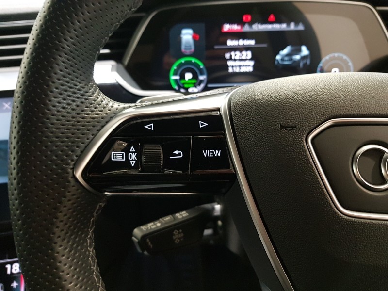 Used Audi e-tron 2022 for sale - 76959181: Photo 15