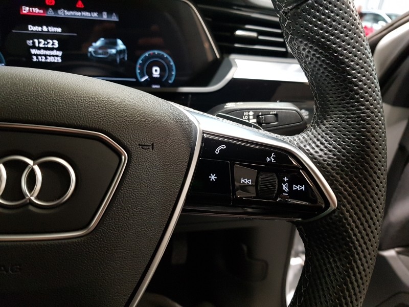 Used Audi e-tron 2022 for sale - 76959181: Photo 16