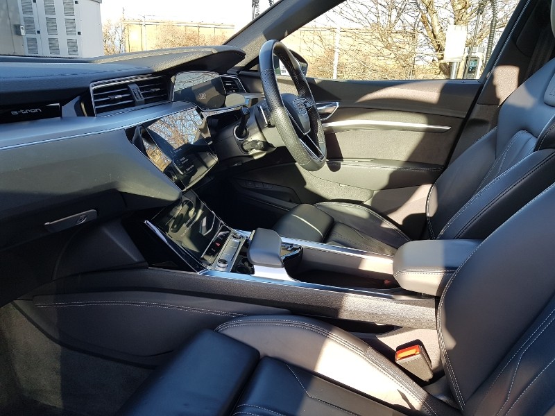 Used Audi e-tron 2022 for sale - 76959181: Photo 5