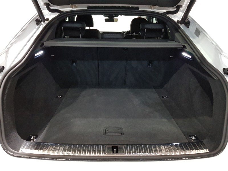 Used Audi e-tron 2022 for sale - 76959181: Photo 8