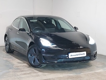 Tesla - Model 3