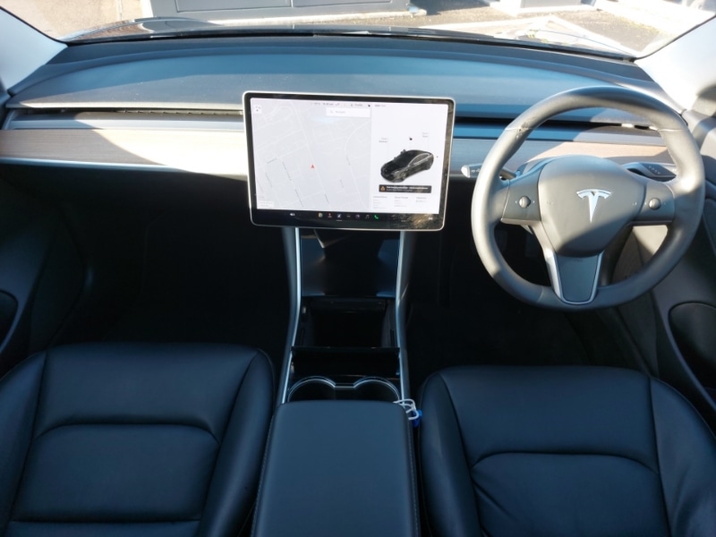 Used Tesla Model 3 2020 for sale - 76741696: Photo 2