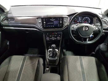 Used Volkswagen T-Roc 2019 for sale - 78259382: Photo