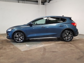 Used Ford Focus 2020 for sale - 78013127: Photo