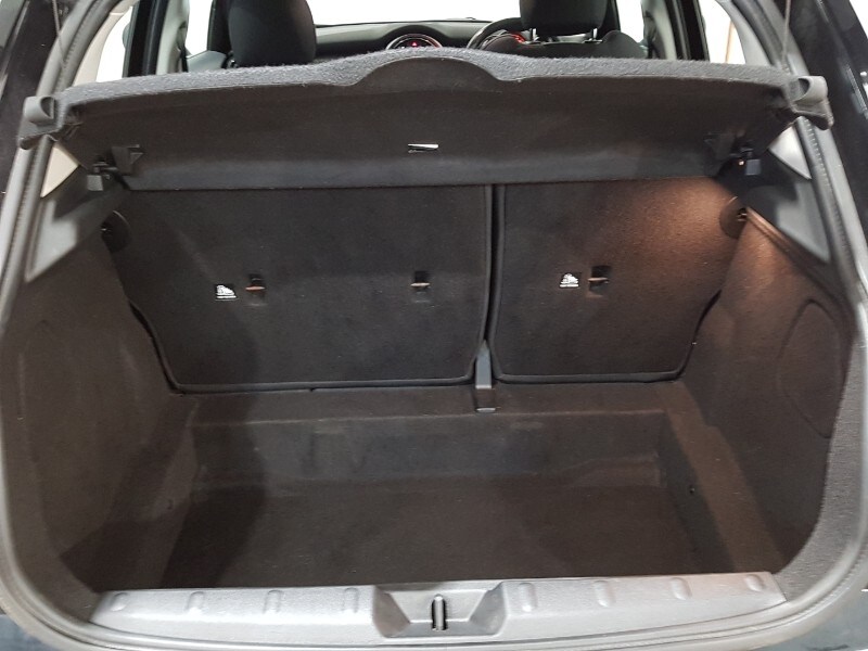 Used MINI Hatch 2019 for sale - 77716822: Photo 8