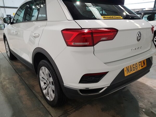 Used Volkswagen T-Roc 2018 for sale - 76107953: Photo 18