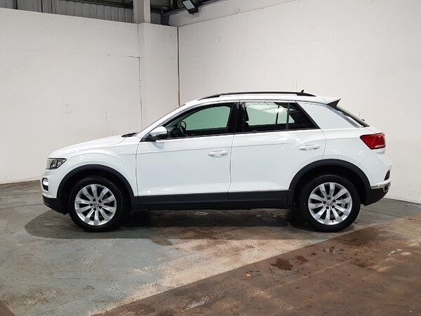 Used Volkswagen T-Roc 2018 for sale - 76107953: Photo 4