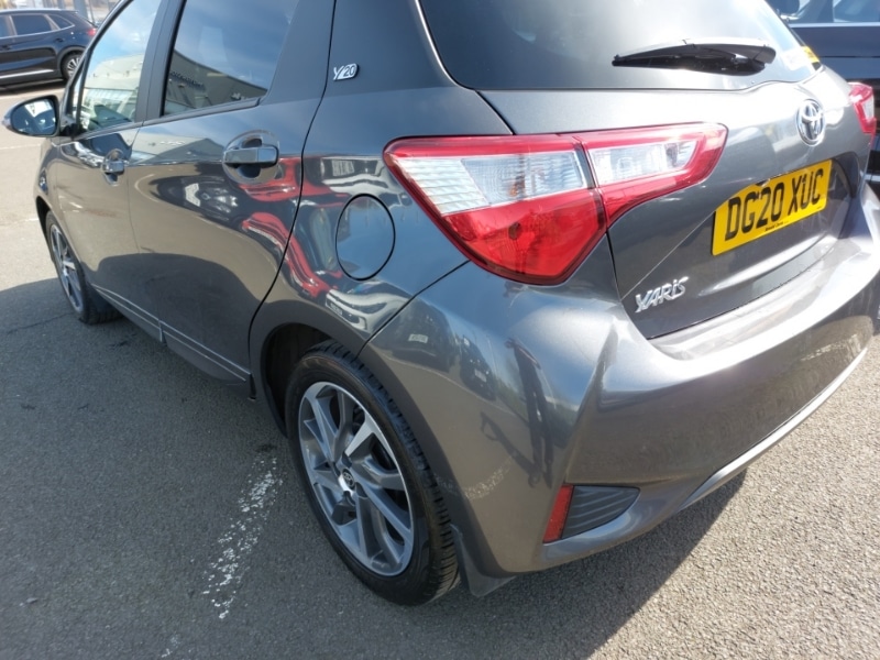 Used Toyota Yaris 2020 for sale - 78159256: Photo 18