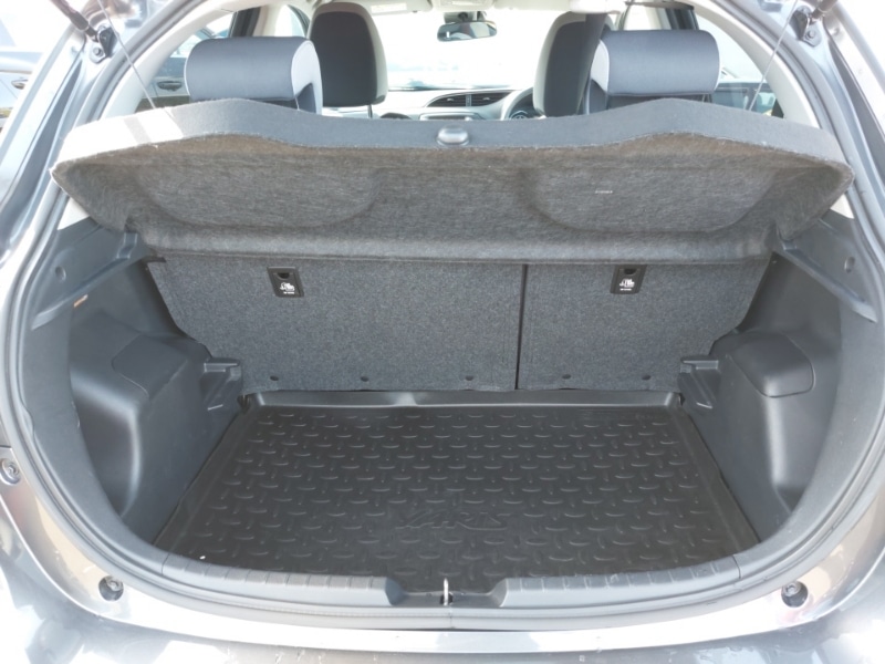 Used Toyota Yaris 2020 for sale - 78159256: Photo 8