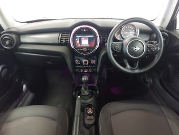 Used MINI Hatch 2020 for sale - 78369357: Photo