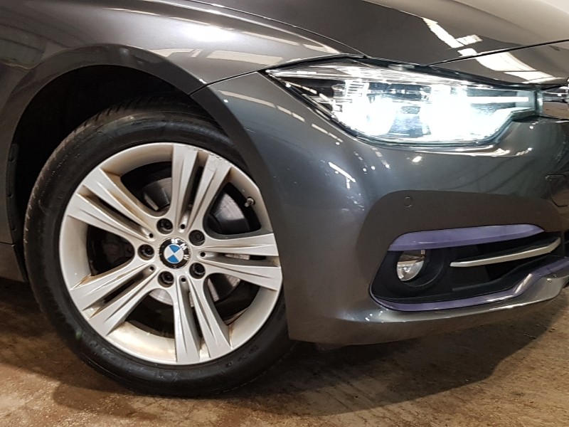Used BMW 3 Series 2017 for sale - 77815648: Photo 9